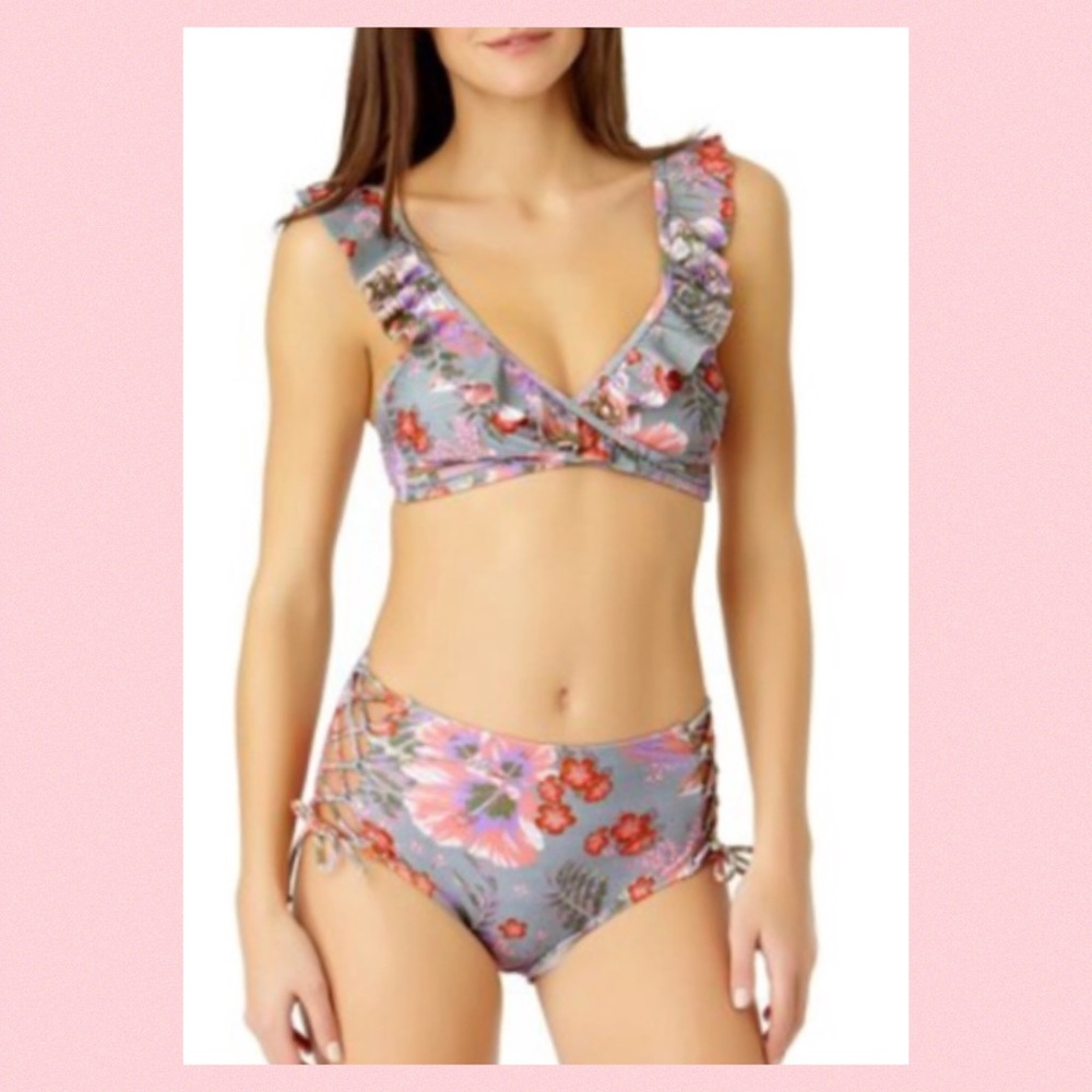 Floral Ruffle Bikini Set 1 - Picture 2 of 5